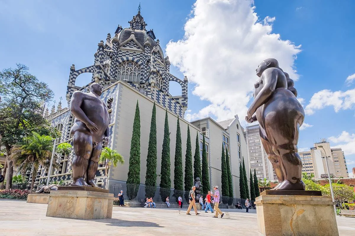 Plaza-Botero